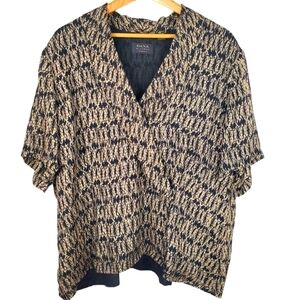 Dana Buchman 100% Silk Black and Tan Cross Button Blouse. 20. C0045
